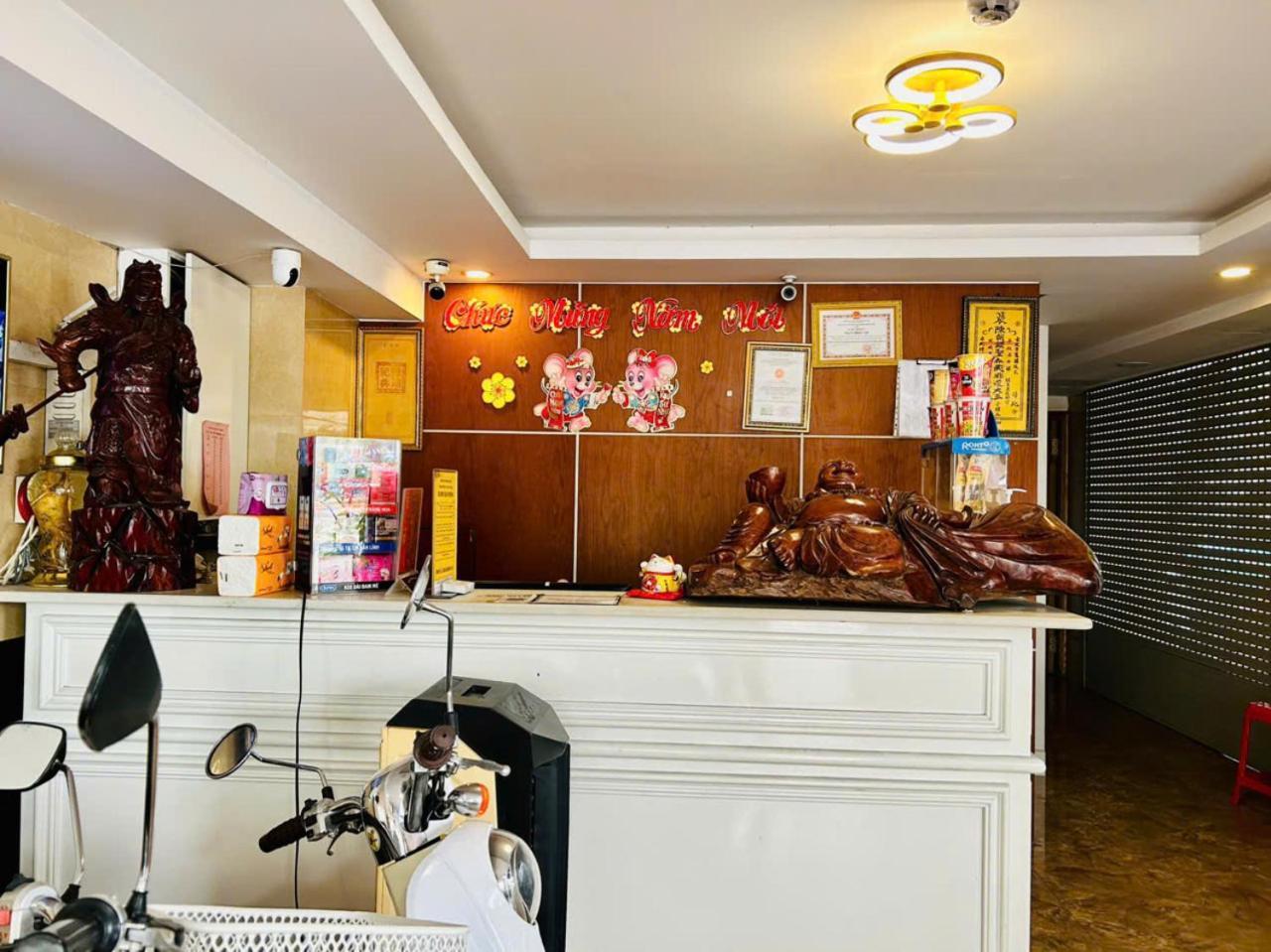 Ngoi Sao Nho Hotel Хошимин Екстериор снимка