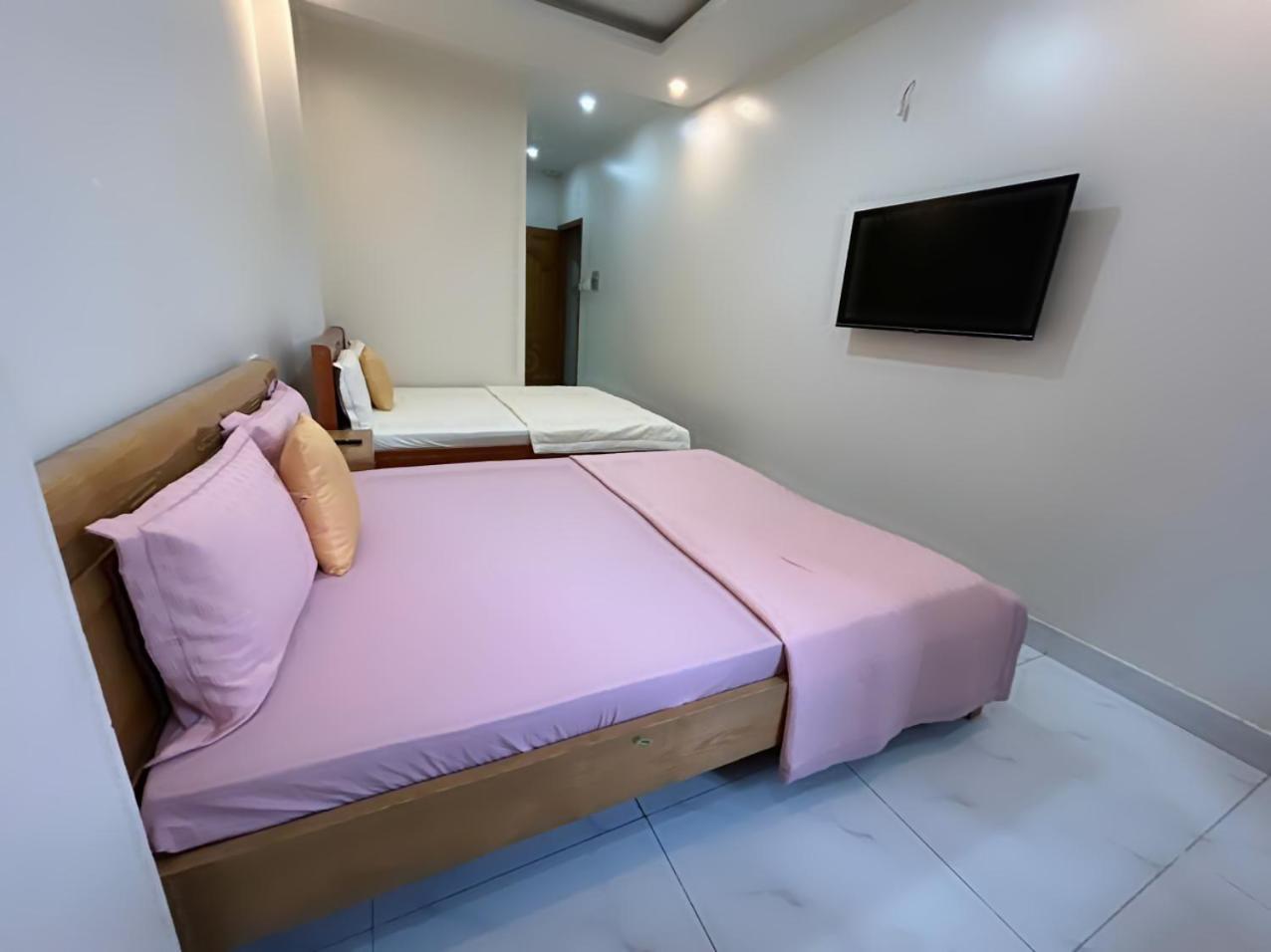 Ngoi Sao Nho Hotel Хошимин Екстериор снимка