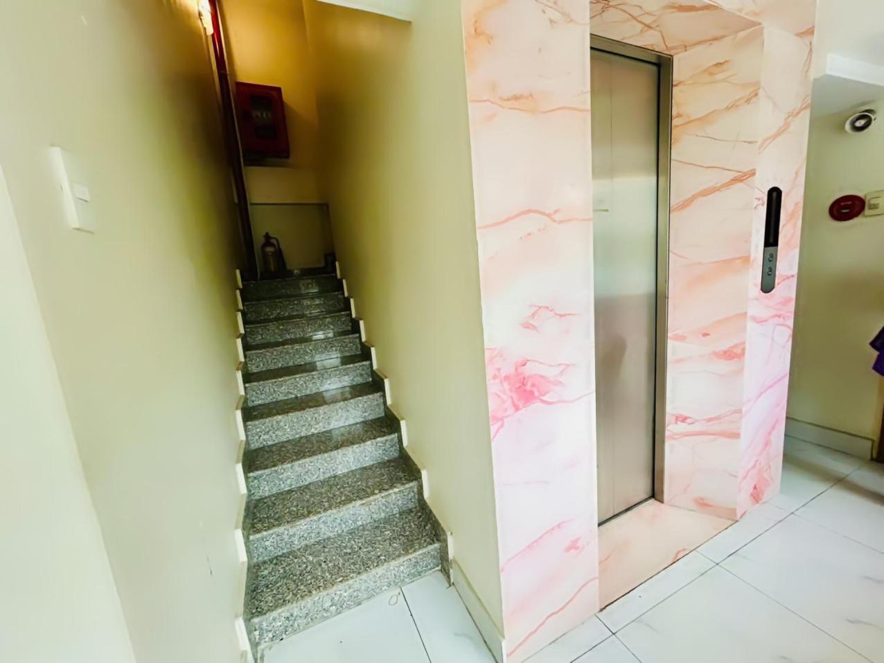 Ngoi Sao Nho Hotel Хошимин Екстериор снимка