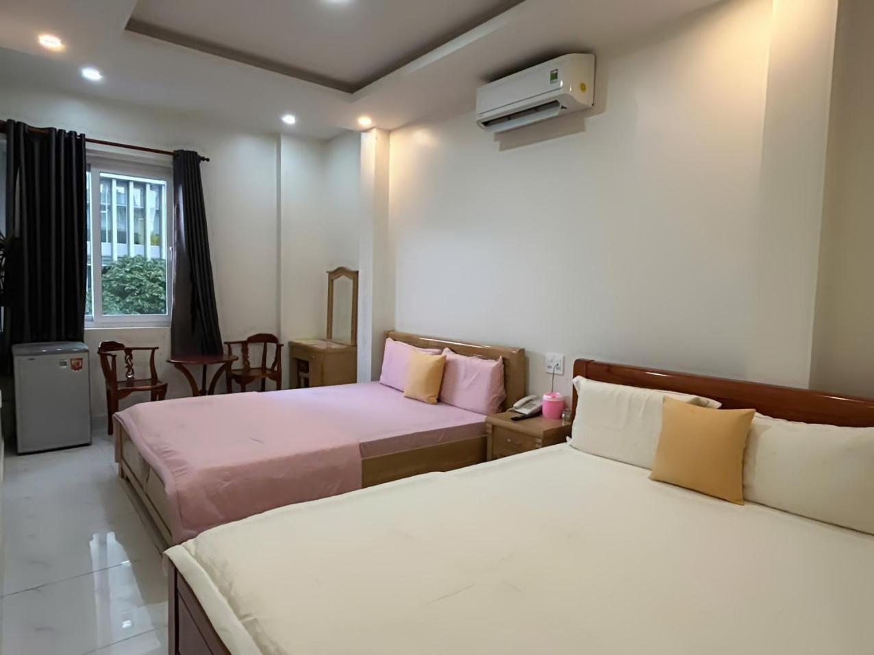 Ngoi Sao Nho Hotel Хошимин Екстериор снимка