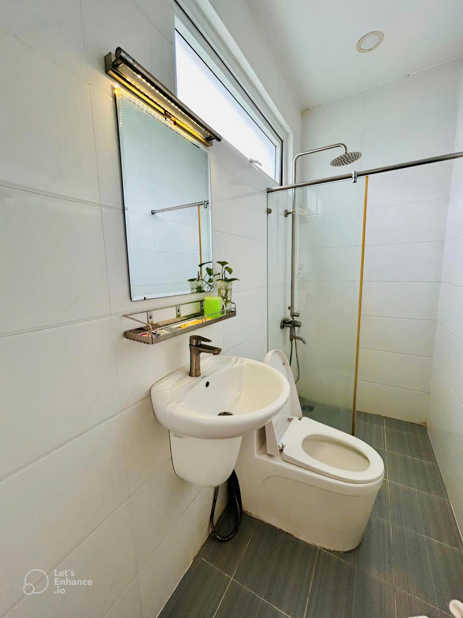 Ngoi Sao Nho Hotel Хошимин Екстериор снимка